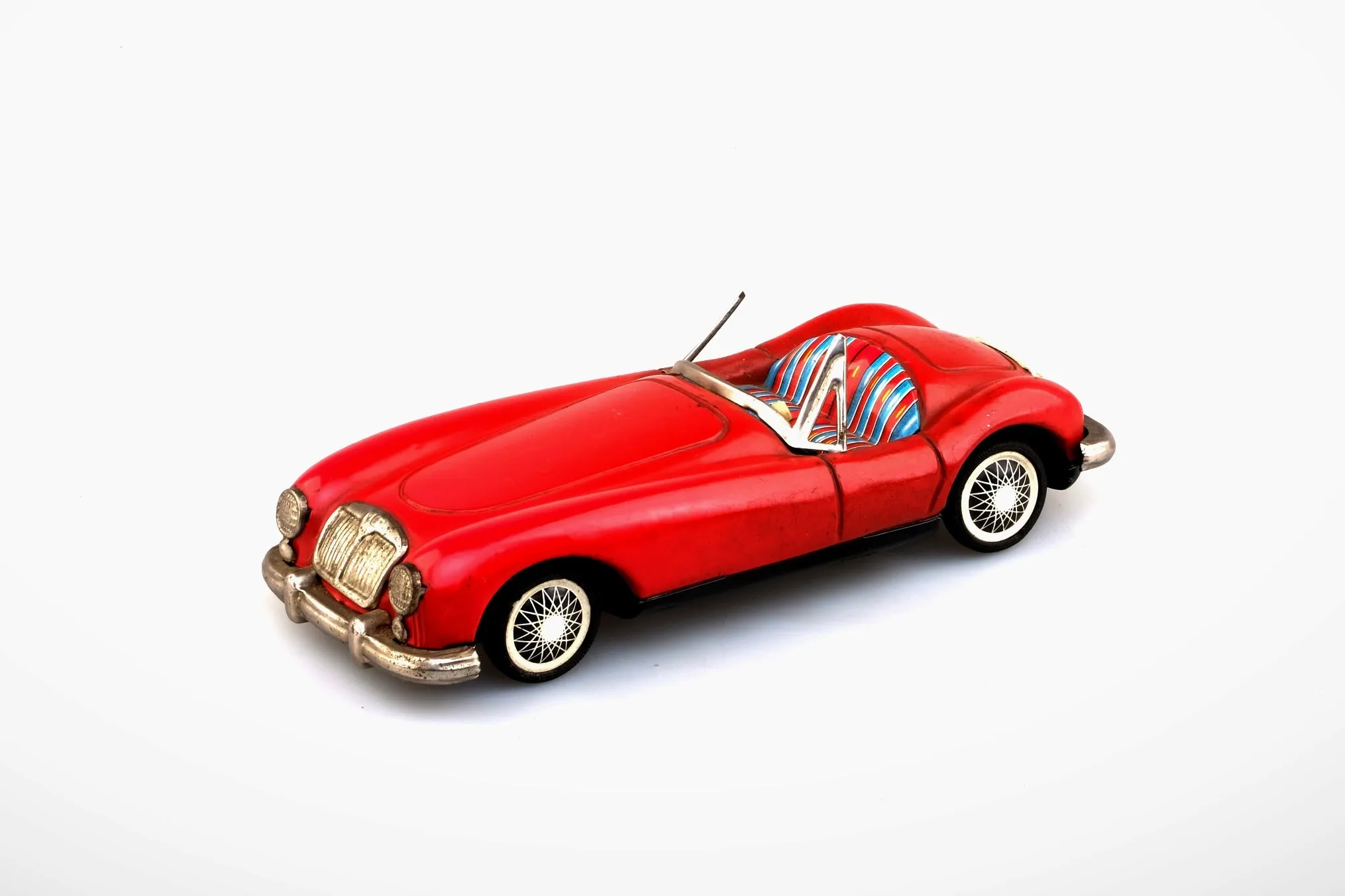MG RED CONVERTIBLE CAR