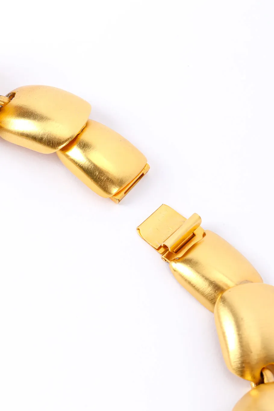 Minimalist Petal Collar Necklace