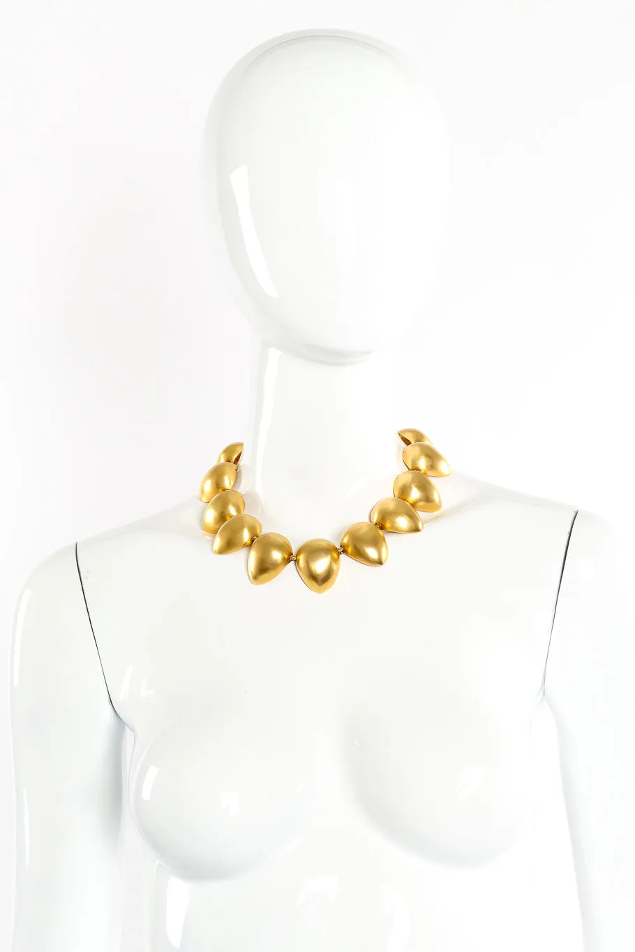 Minimalist Petal Collar Necklace