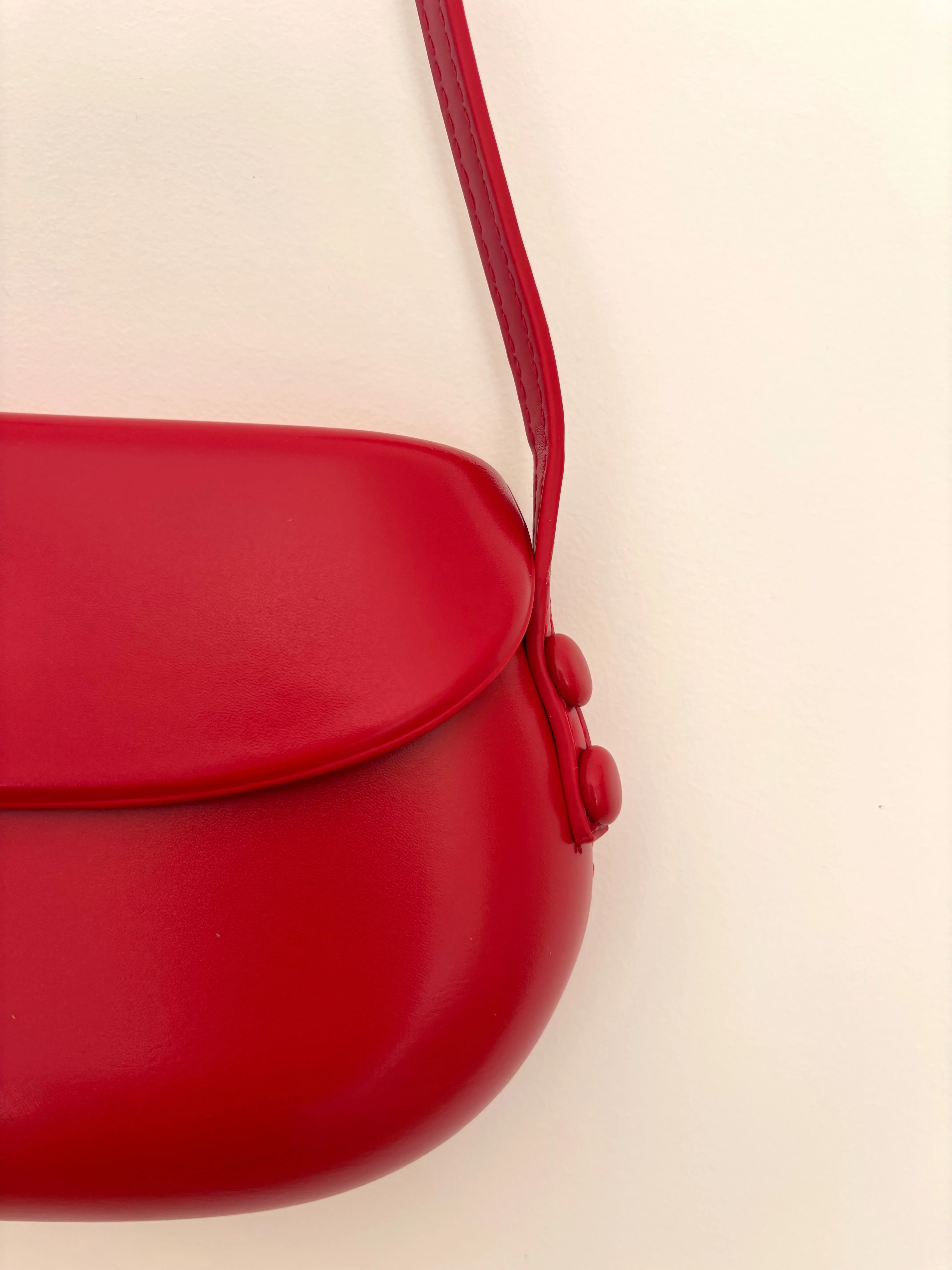 MISS MOSS: HEPWORTH X/BODY BAG - RED