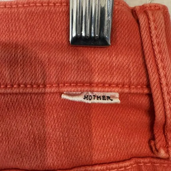 MOTHERS Jeans The Swooner Rascal Ankle Fray Flame Scarlet Red Size 25x26