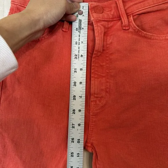 MOTHERS Jeans The Swooner Rascal Ankle Fray Flame Scarlet Red Size 25x26