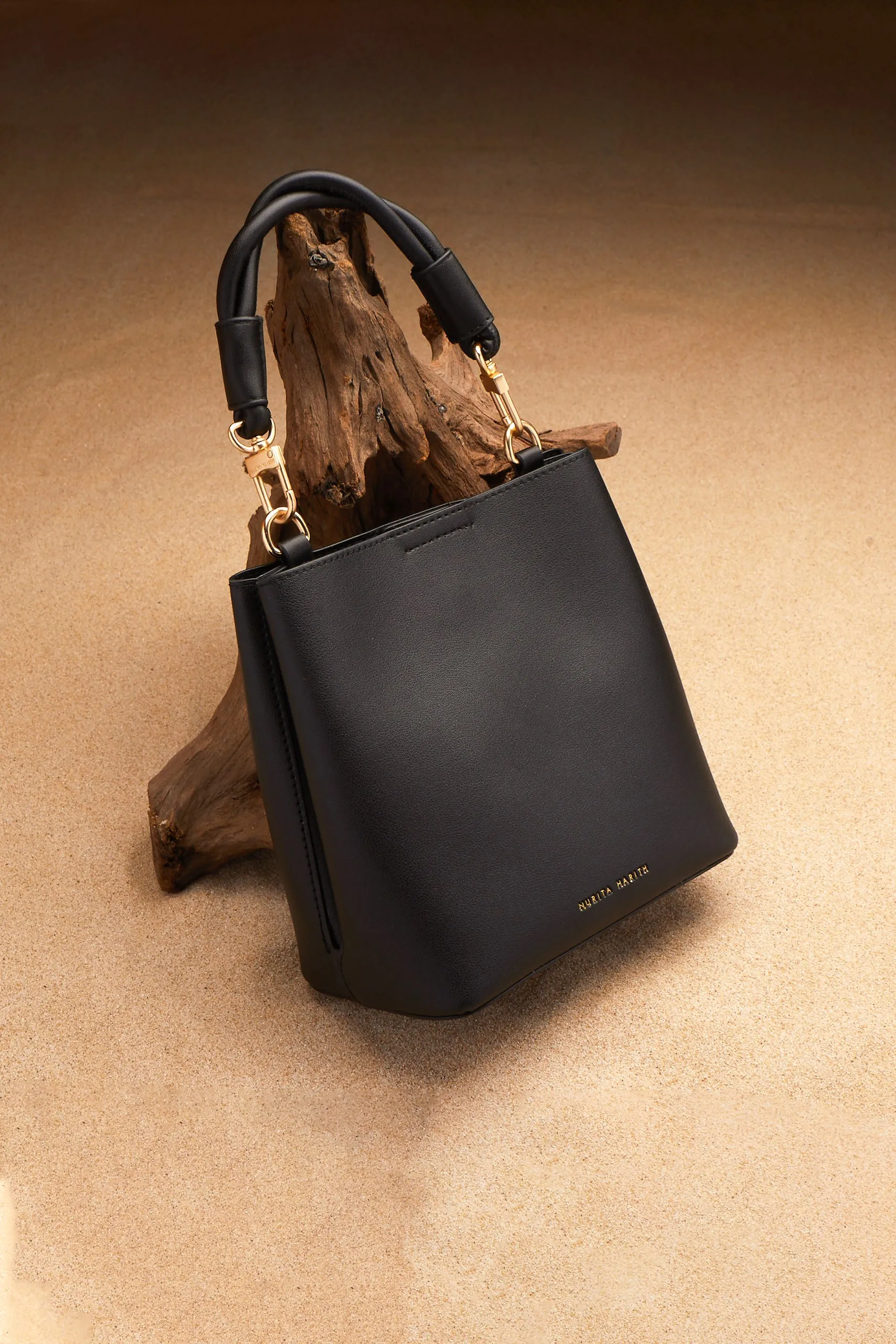 Naina Bucket Bag (Black)