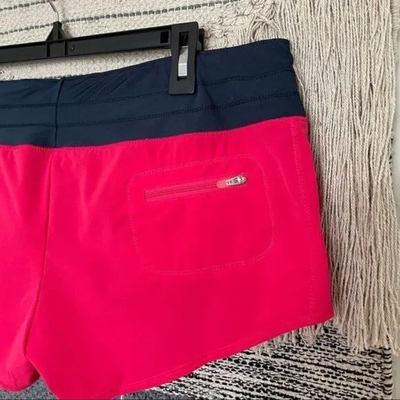 Oiselle Mac Roga Shorts Size 10 NWT