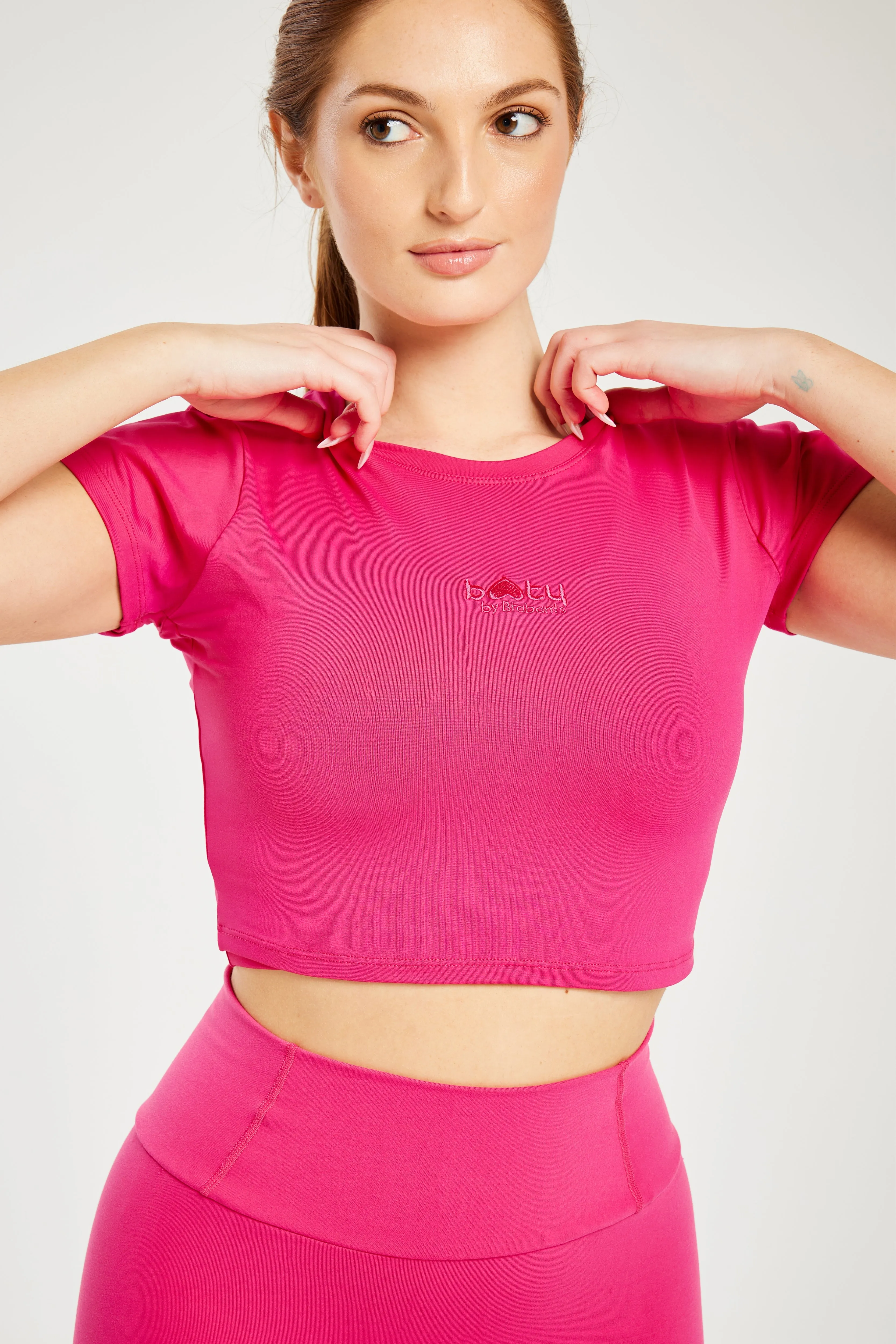 Performance Baby Tee Fuchsia (FINAL SALE)