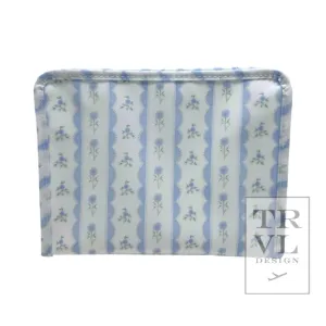 Roadie Medium - Blue Ribbon Floral