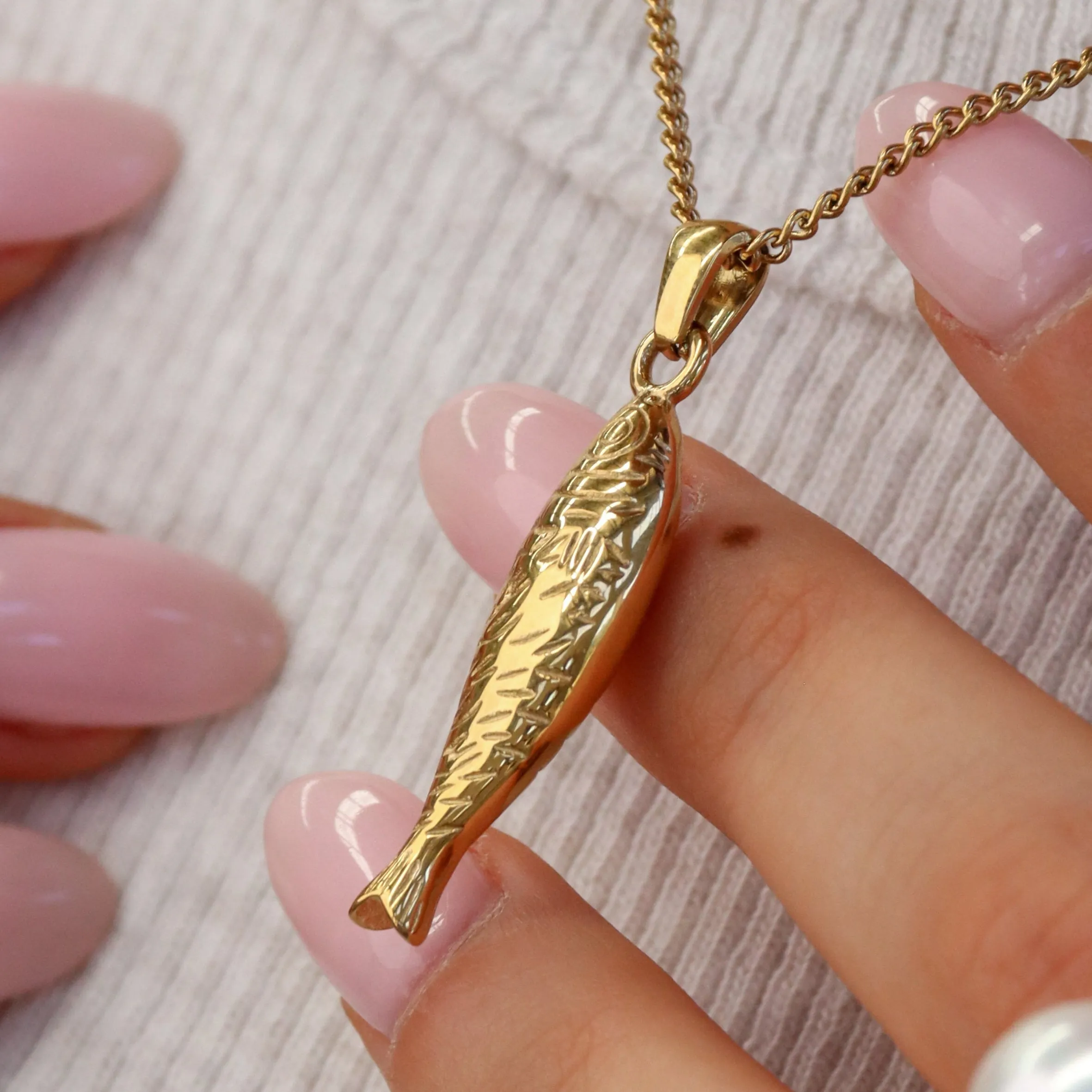 Sardine | Gold Plated or Silver Stainless Steel Sardine Pendant Necklace