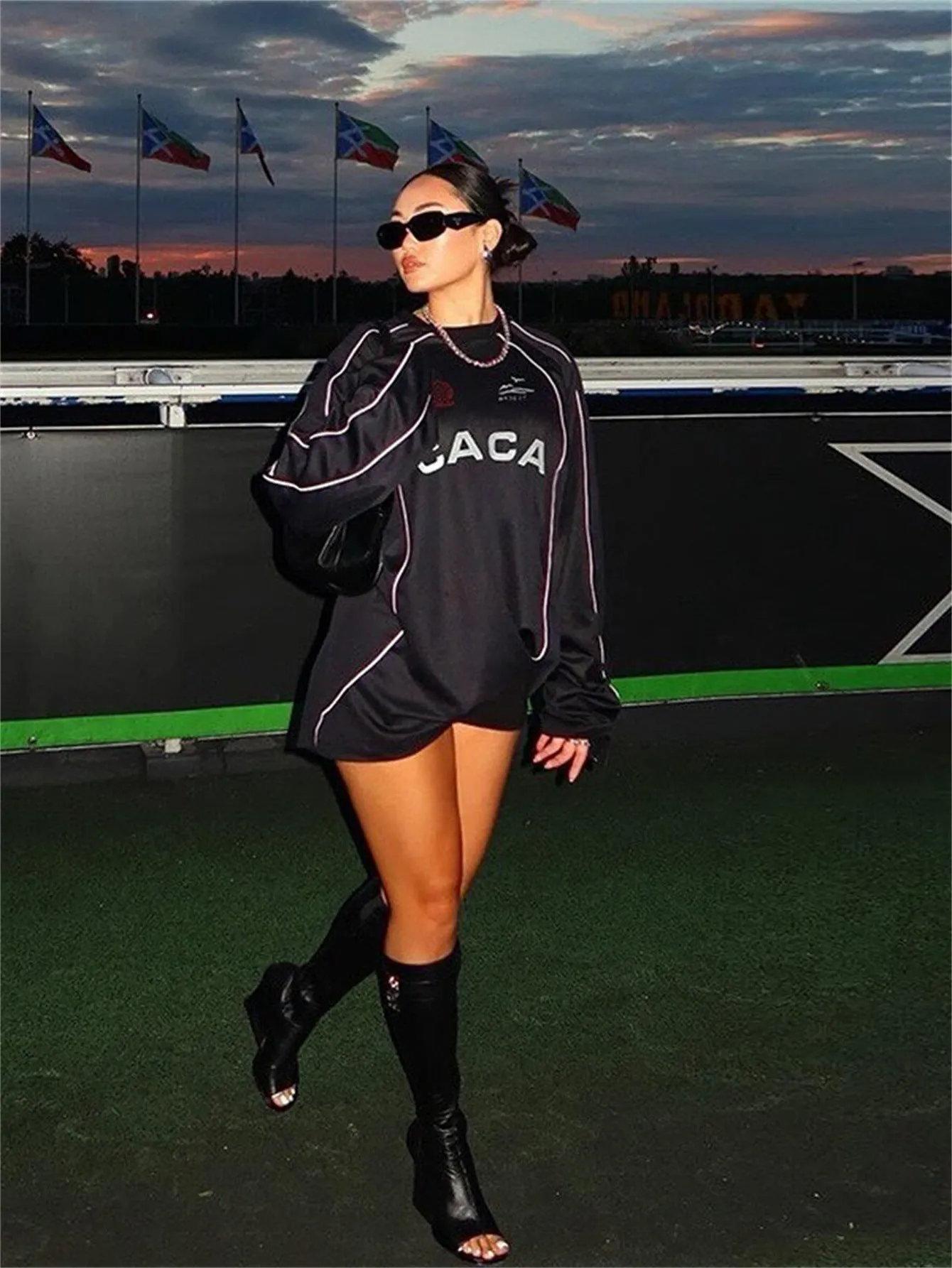 Street Style Oversized Long-Sleeve T-Shirt Dress with Graphic Print