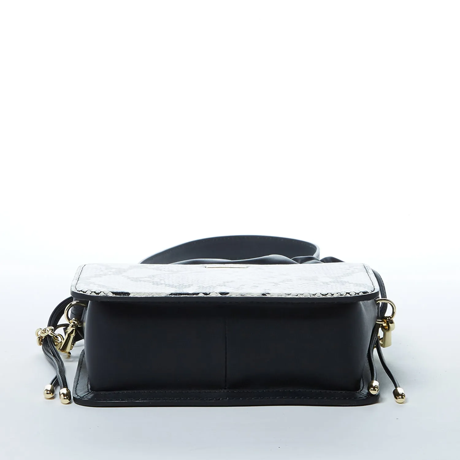 SUSU The Patricia Black Leather Bucket Bag Snakeskin Design