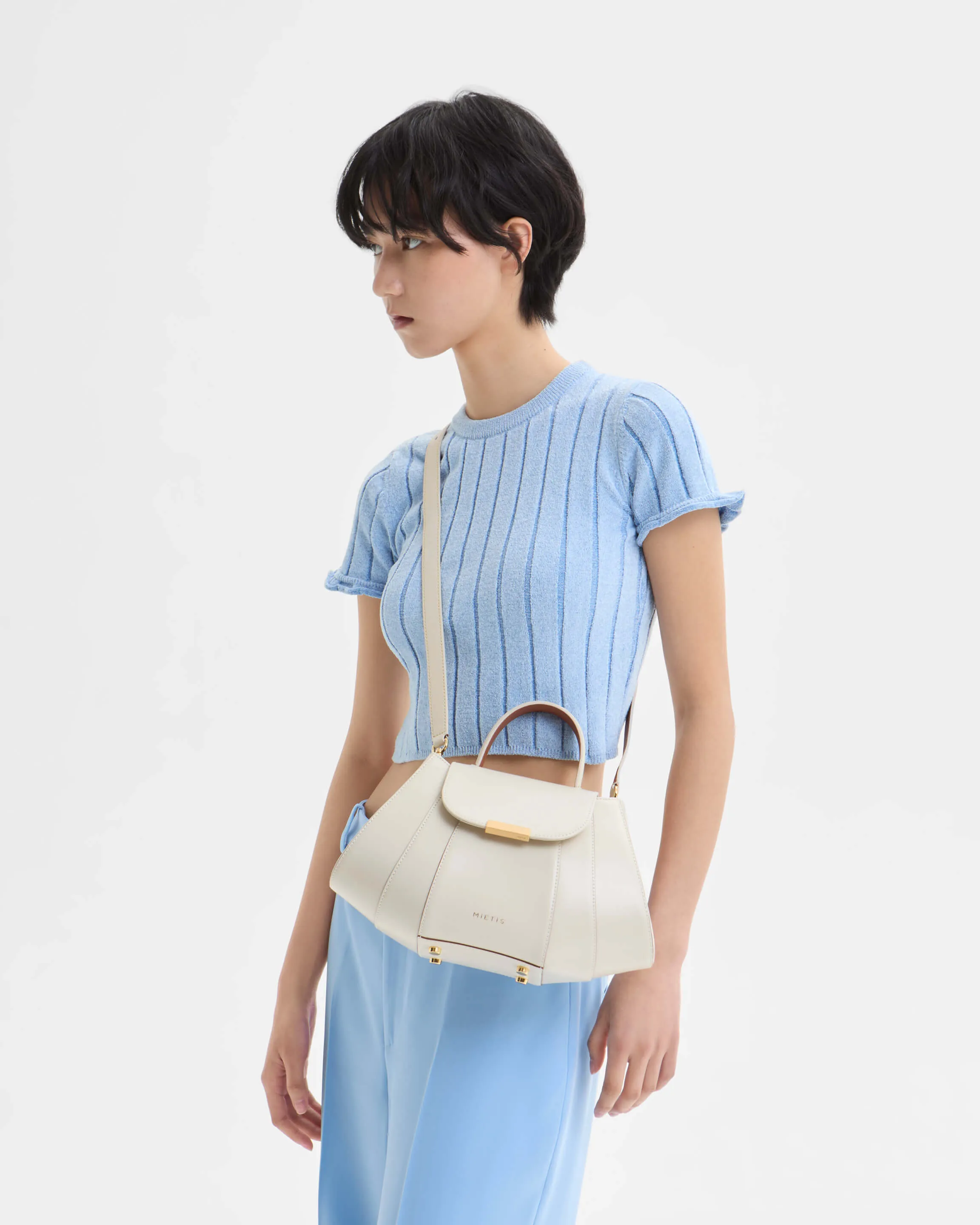 Tatito White / Tan