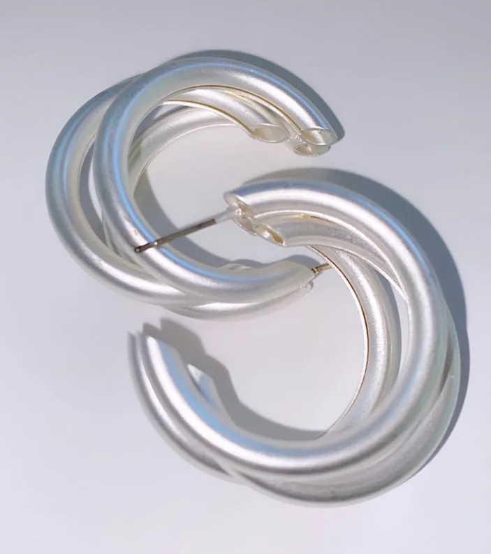 TRIFECTA HOOP EARRINGS (MINI)