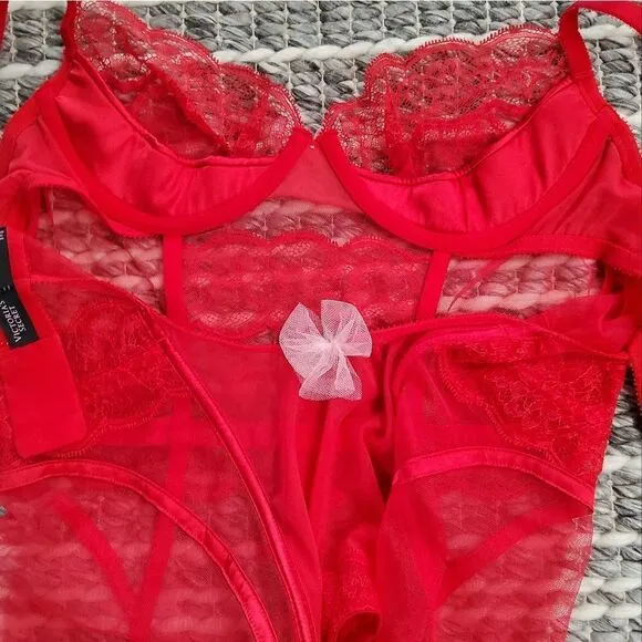 Victoria's Secret Red Lace Unlined Corset Teddy Size 36C