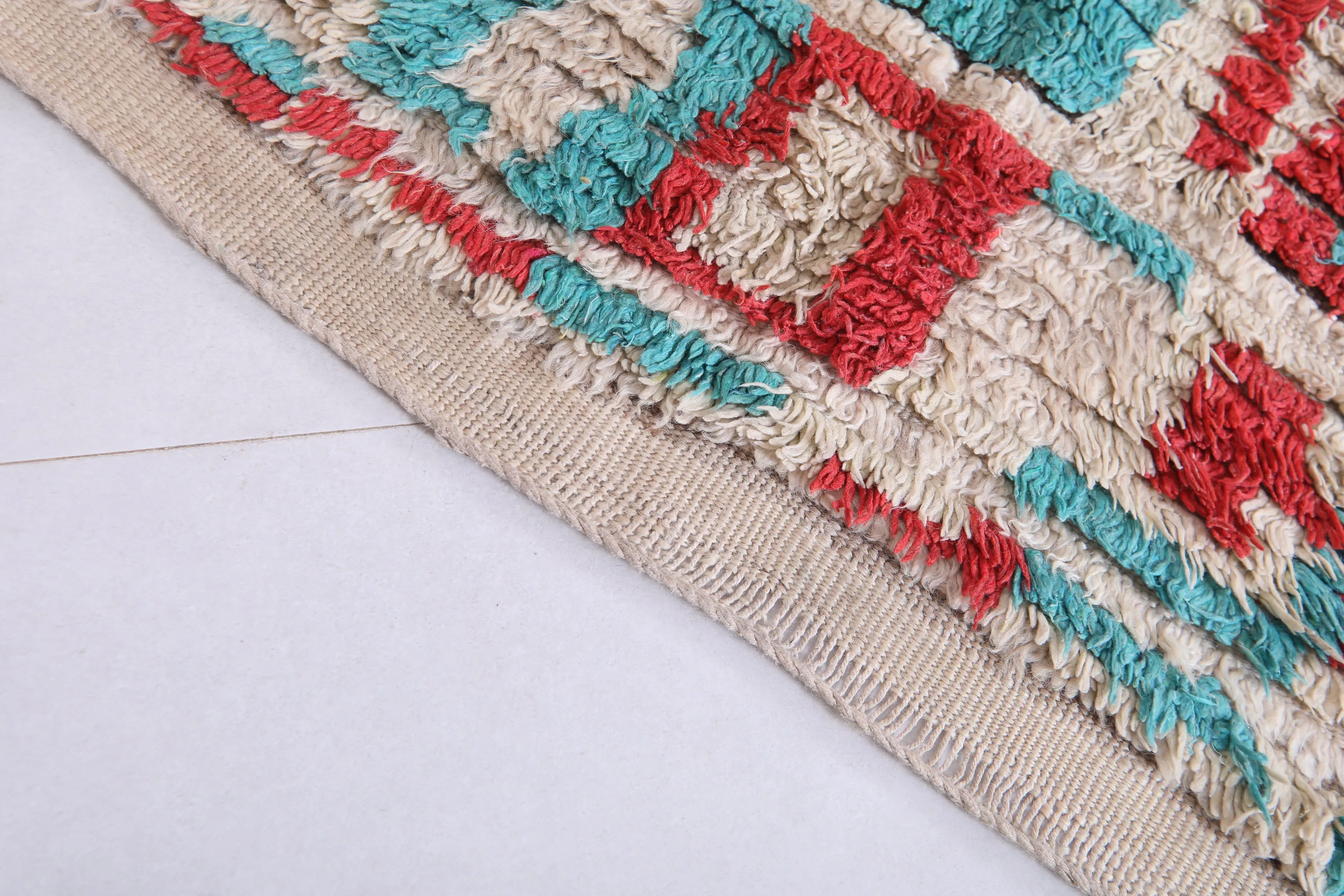 Vintage Handmade Moroccan Rug – Geometric Red & Teal Design 2.9 x 6.7 ft