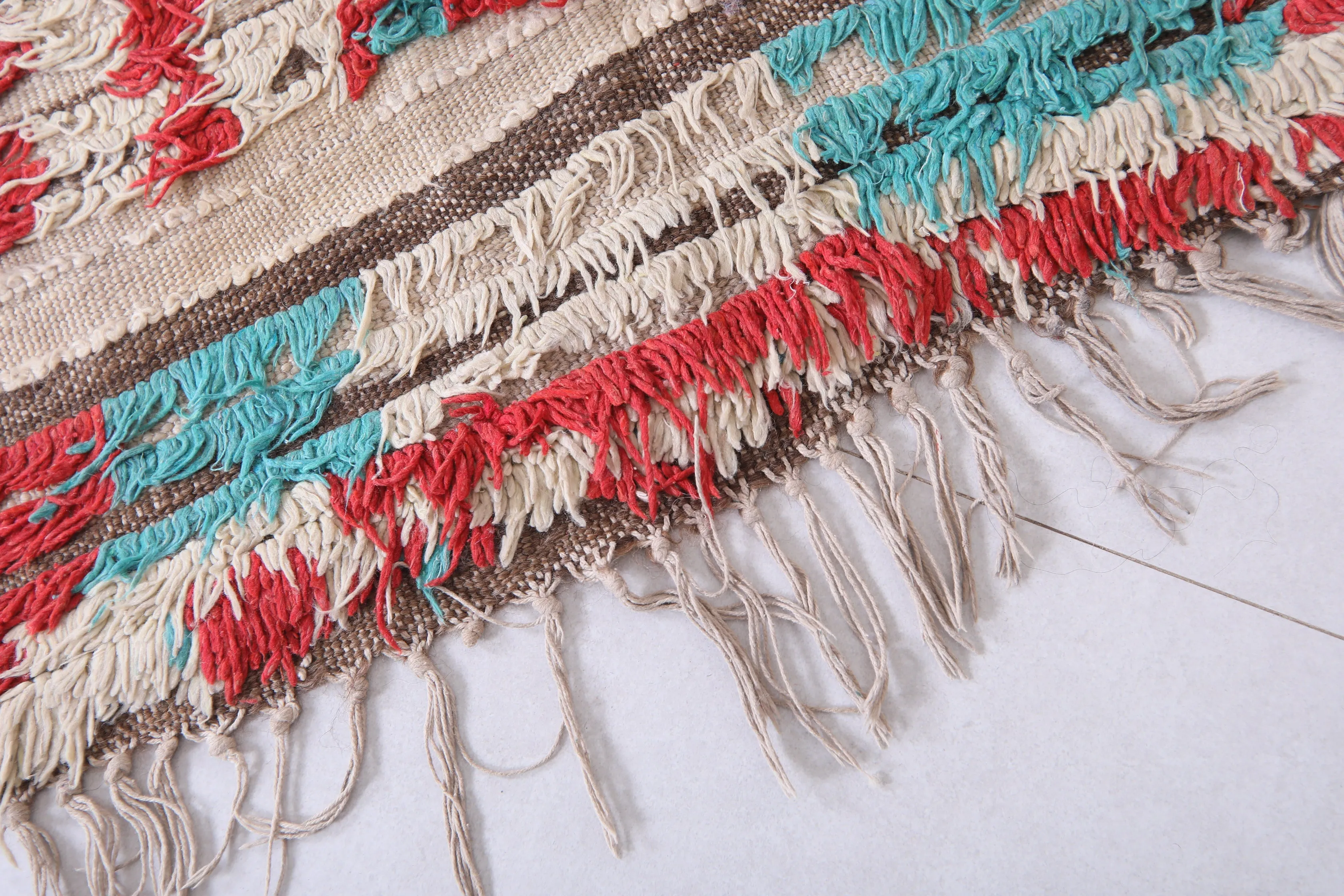 Vintage Handmade Moroccan Rug – Geometric Red & Teal Design 2.9 x 6.7 ft