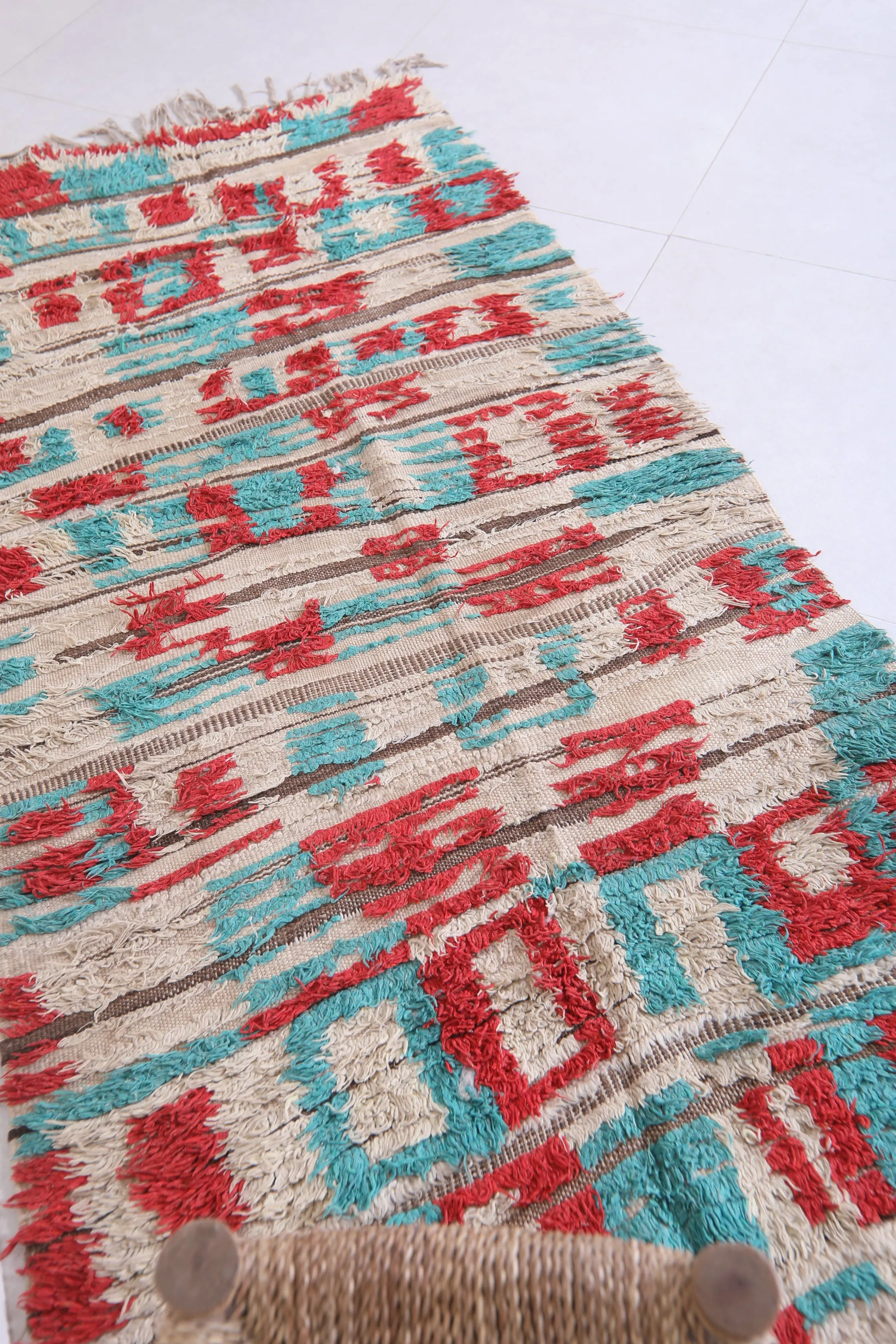 Vintage Handmade Moroccan Rug – Geometric Red & Teal Design 2.9 x 6.7 ft