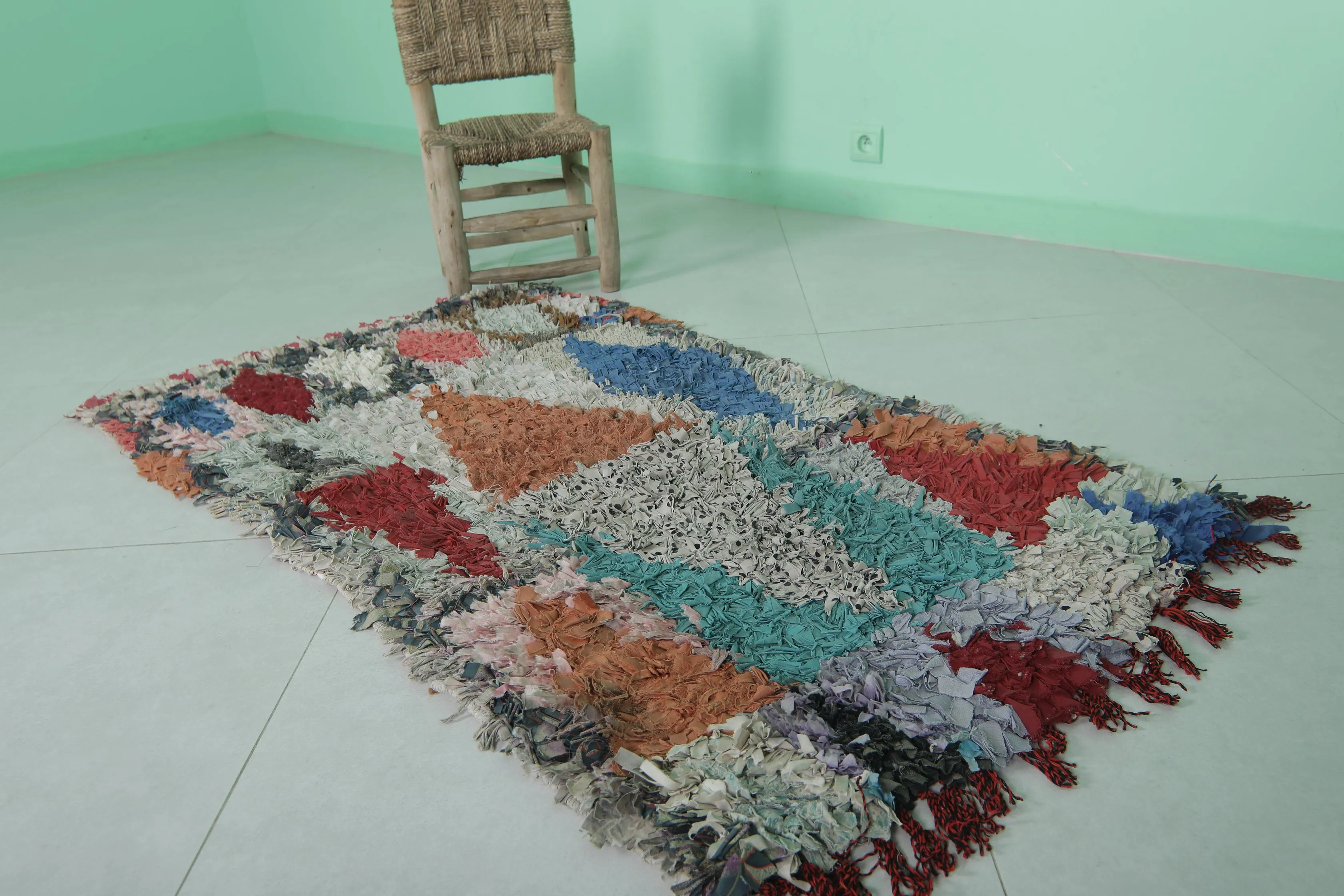 Vintage Moroccan Boucherouite Rug – 2.5 x 4.6 Feet