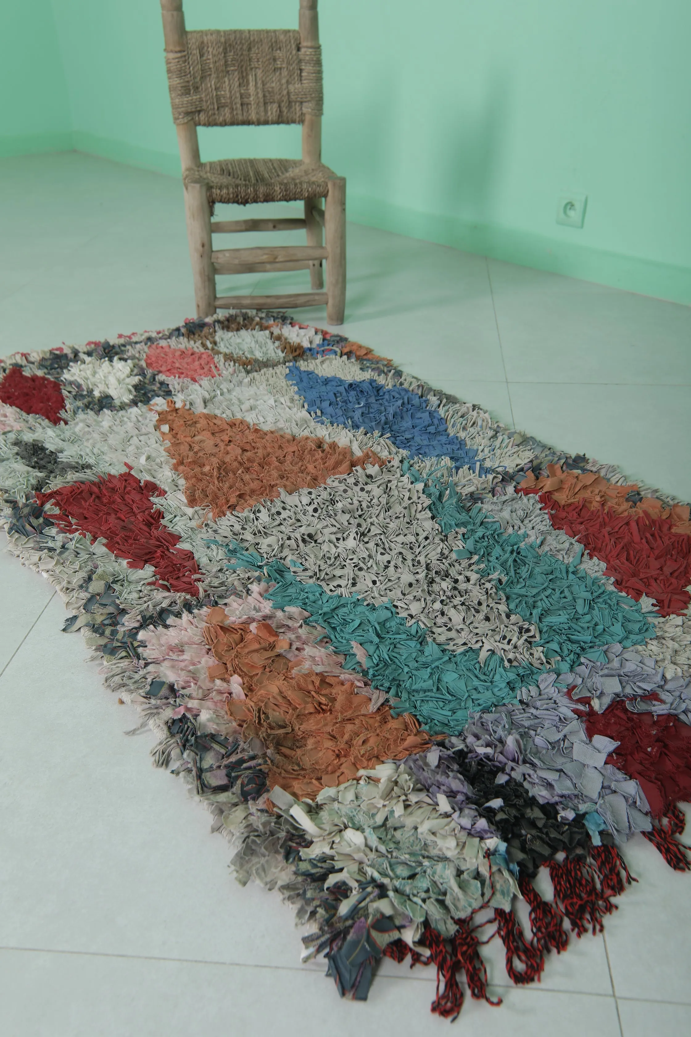 Vintage Moroccan Boucherouite Rug – 2.5 x 4.6 Feet