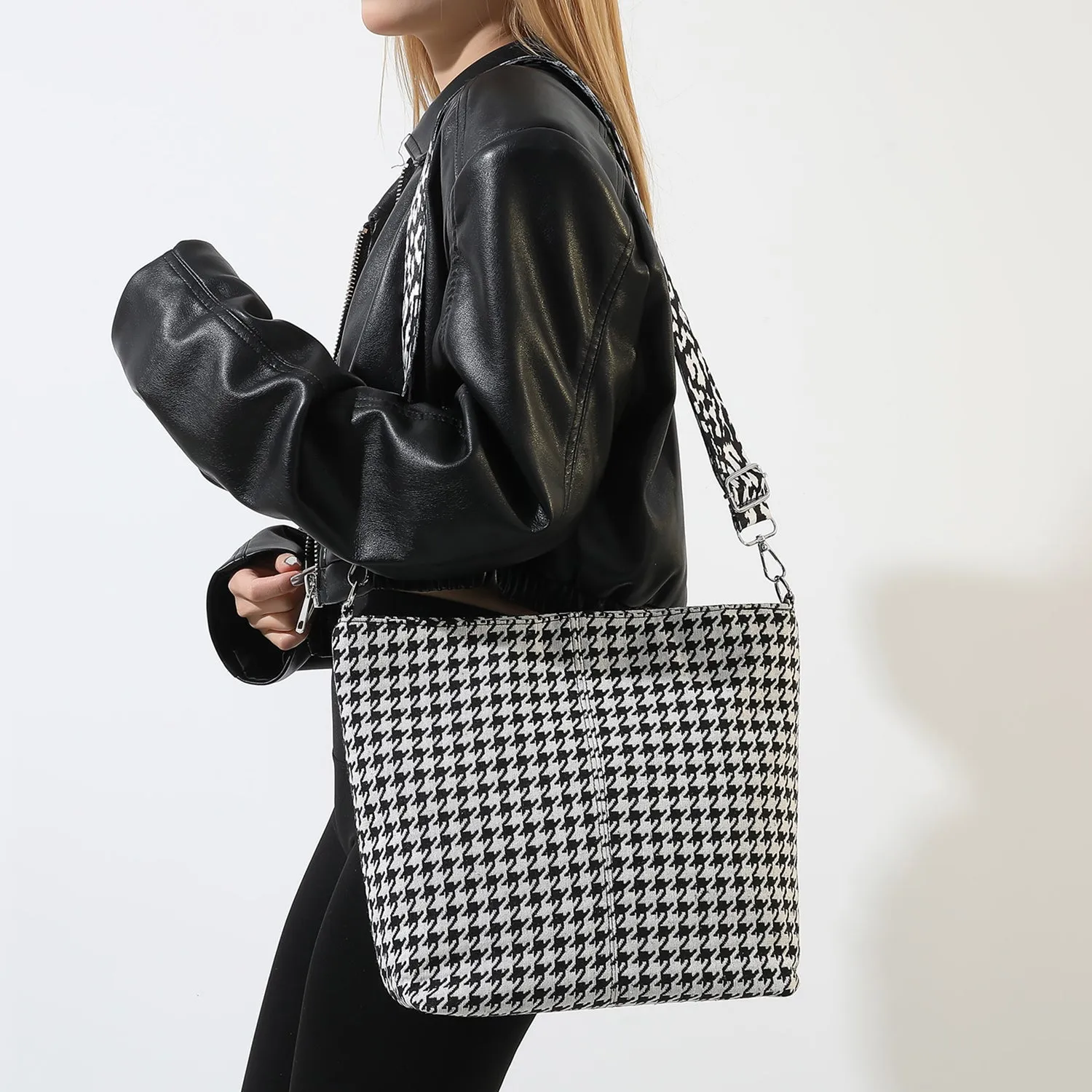 Wanderlust Print Bag