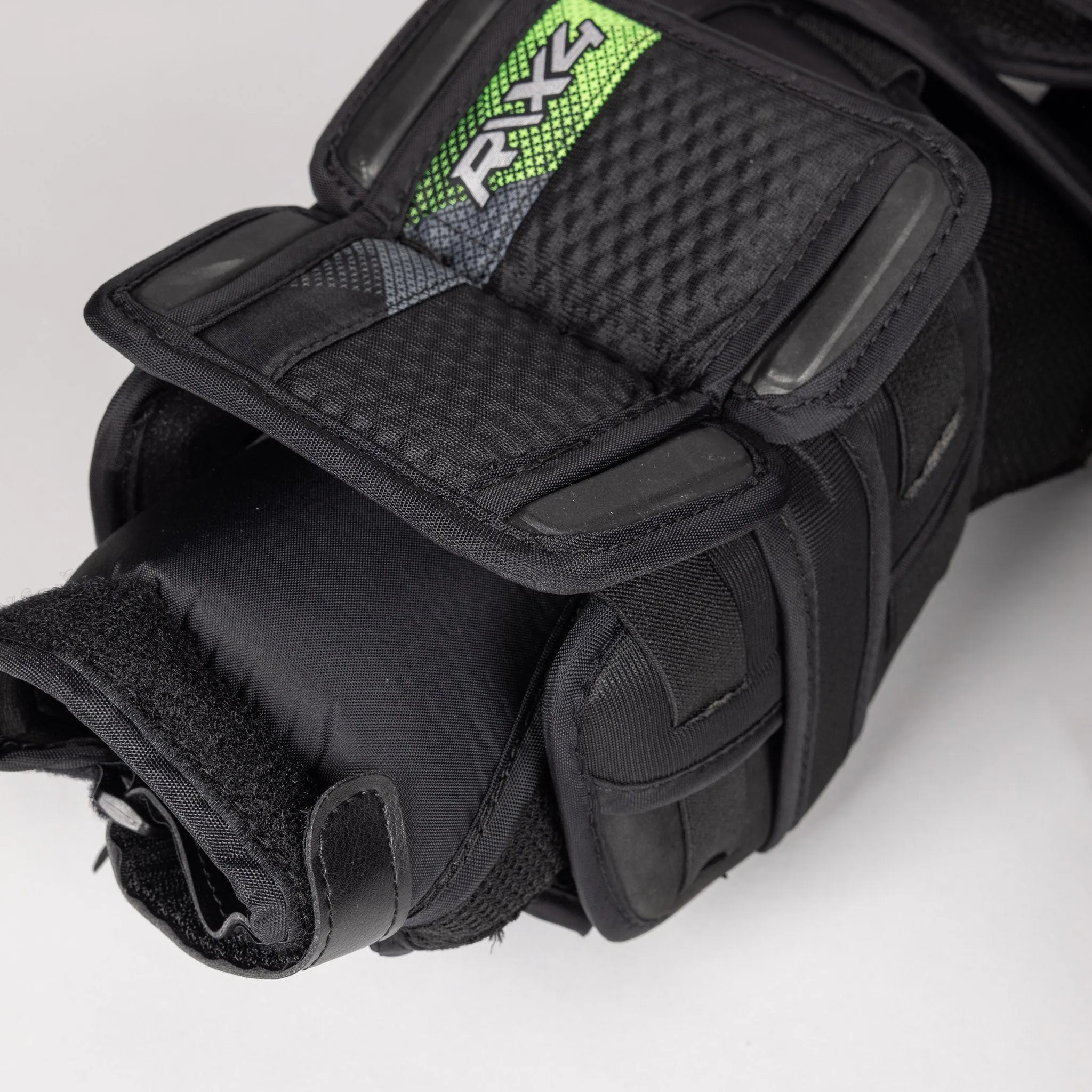 Warrior Ritual X4 E  Intermediate Chest & Arm Protector