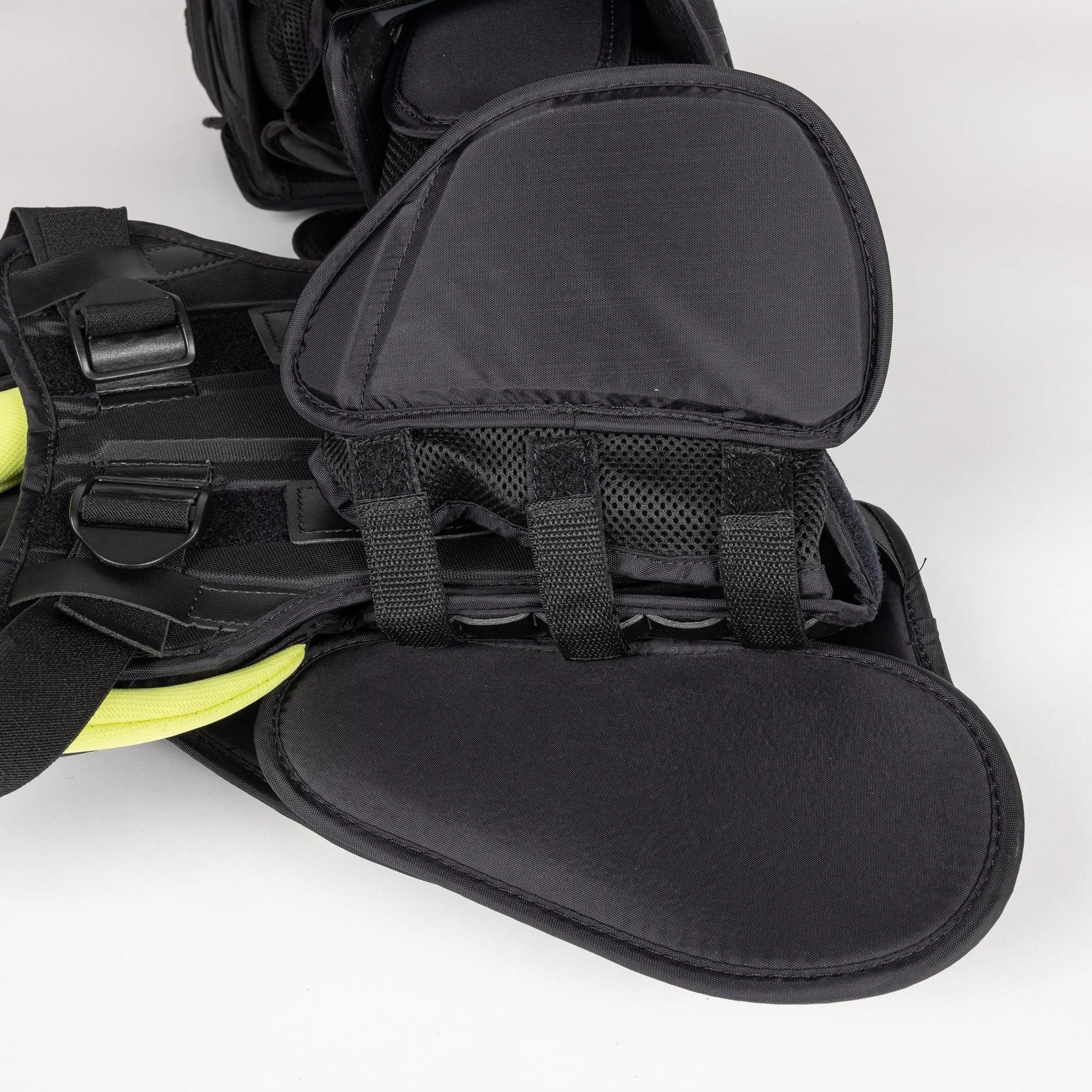 Warrior Ritual X4 E  Intermediate Chest & Arm Protector