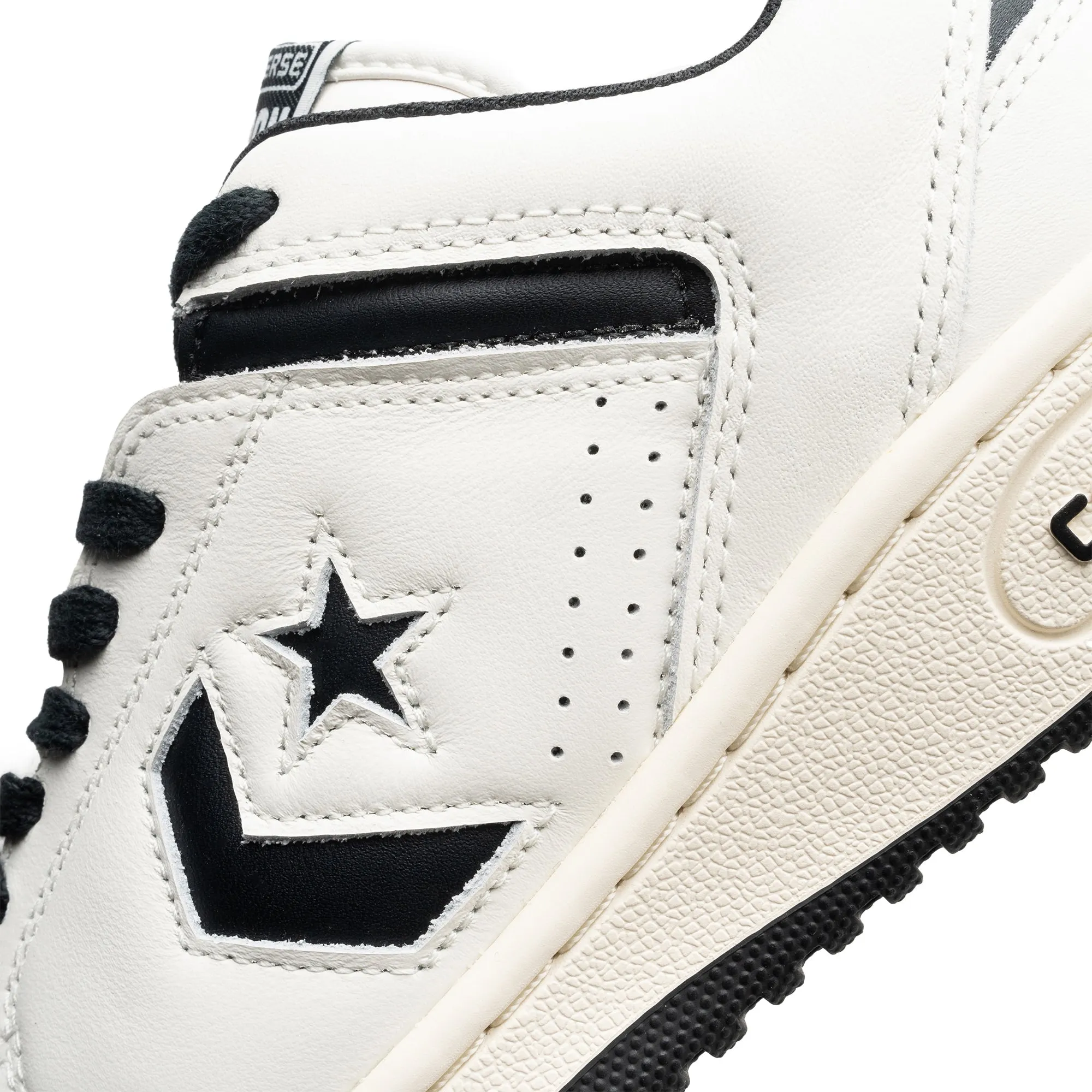 Weapon OX A07239C White