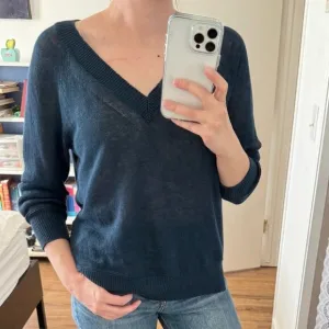 White   Warren 100% Linen Blue V Neck Sweater Lightweight Minimalist S