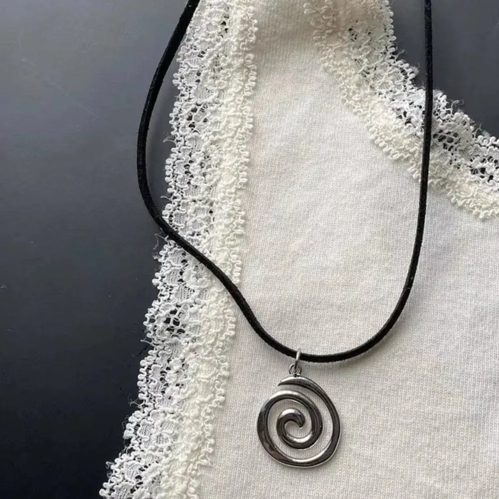 Y2K Spiral Pendant Necklace